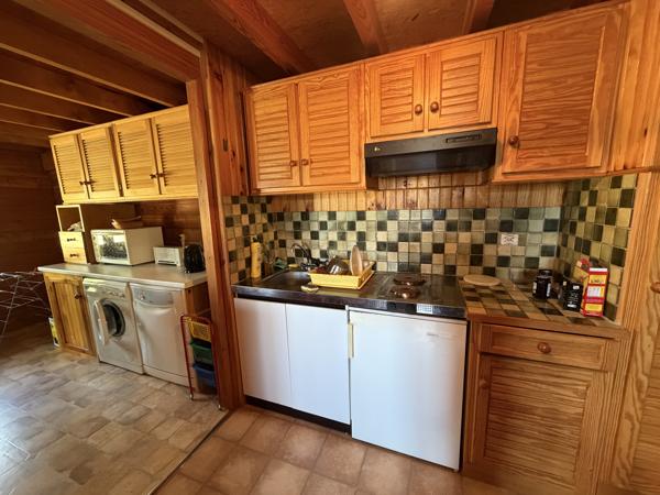 *SOUS COMROMIS* CHALET SUR LES HAUTEURS DE LAVEISSIERE