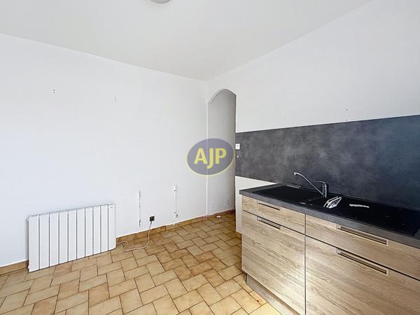 Location maison Rochefort : 600 € - AJP Immobilier Rochefort