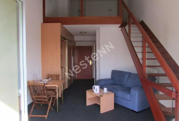 Sautron Hubonnière : VENTE Appartement T2 duplex 40 m², meublé. LMNP, bail commercial, loyers garantis.