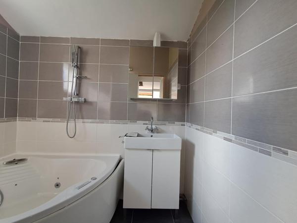 Maison au calme en partie rénovée à 10 min de Cercy la Tour