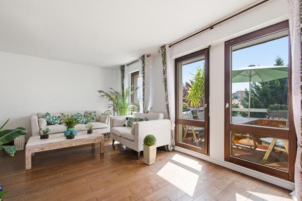 DUPLEX DERNIER ETAGE 4 CHAMBRES Chatou 5 pièces 121.32 m2