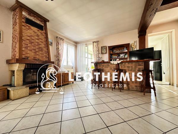 MAISON DE CŒUR DE VILLE AU POTENTIEL MULTIPLE