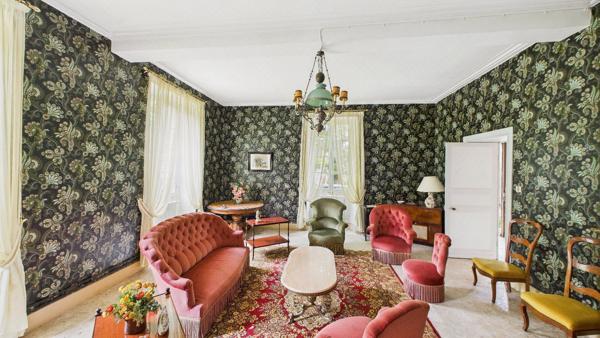 Élégante Maison de Maître XVIIe siècle : Un lieu rare, calme et au potentiel exceptionnel Dax