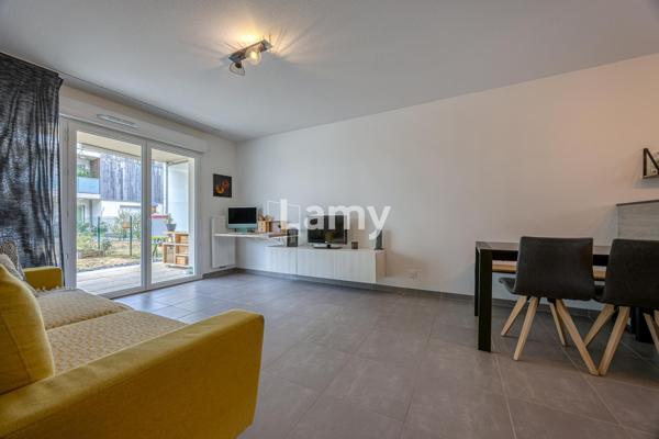 T3 rez de jardin  grand garage 25m²