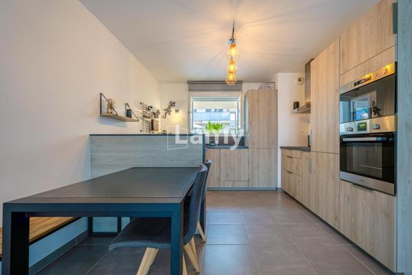 T3 rez de jardin  grand garage 25m²