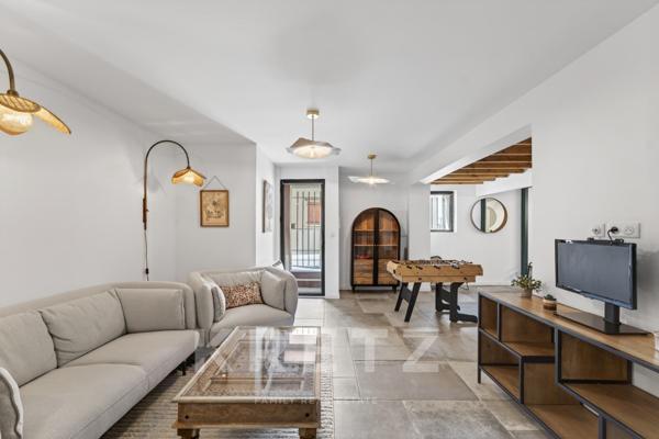 Maison vigneronne en pierre – 270 m² habitables – Terrasse, piscine et appartements indépendants