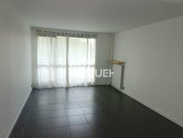 APPARTEMENT À LOUER DE 2 PIÈCES DE 54,00 M²