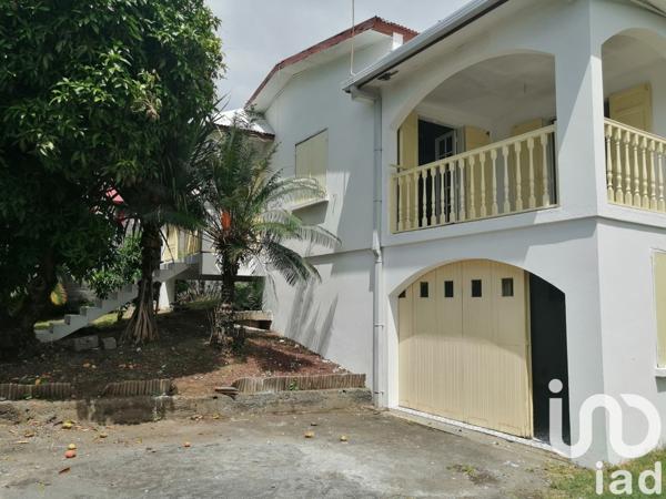 Maison 4 pièces de 94 m² à Saint-Louis (97450)