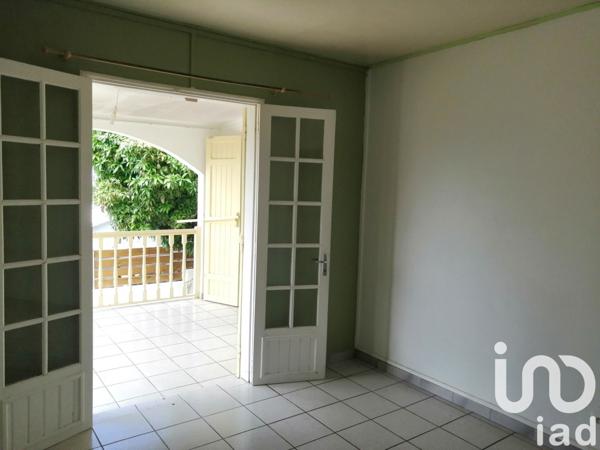 Maison 4 pièces de 94 m² à Saint-Louis (97450)