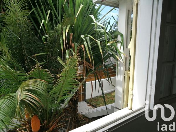 Maison 4 pièces de 94 m² à Saint-Louis (97450)