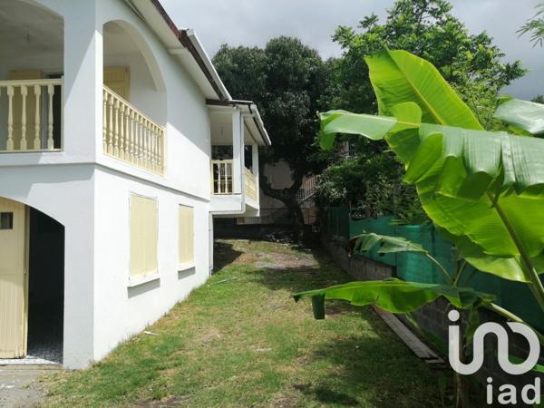 Maison 4 pièces de 94 m² à Saint-Louis (97450)