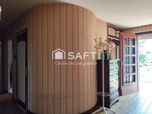 MAISON + GRAND HANGARD - PUITS - VERANDA - JARDIN