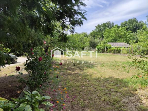 MAISON + GRAND HANGARD - PUITS - VERANDA - JARDIN