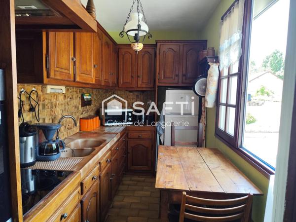 MAISON + GRAND HANGARD - PUITS - VERANDA - JARDIN