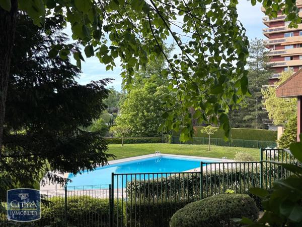 Appartement à louer 1 pièce 41.95m² Écully (69130)