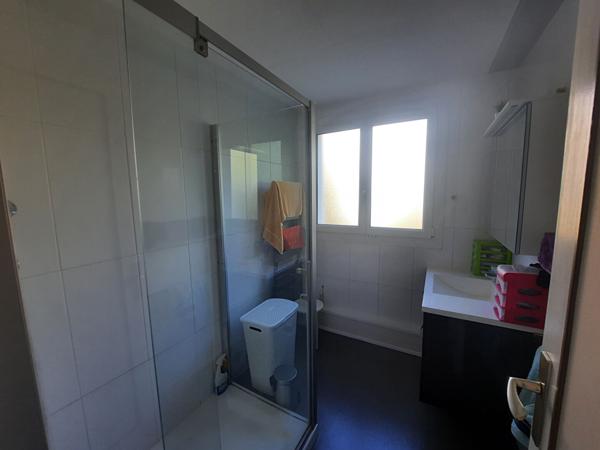 Appartement - Joue Les Tours - T4 - secteur Marbelllière
