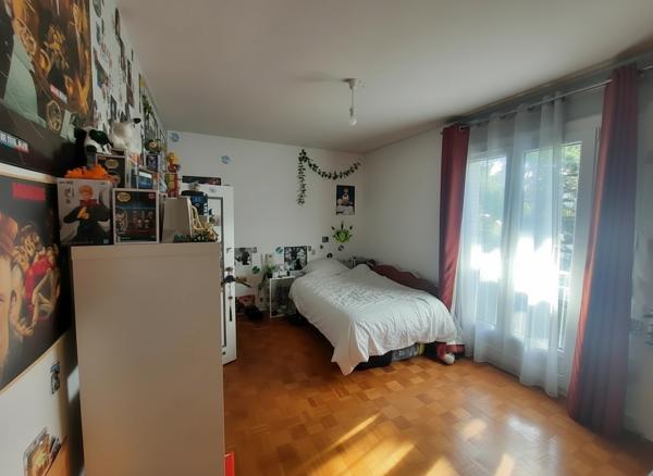 Appartement - Joue Les Tours - T4 - secteur Marbelllière