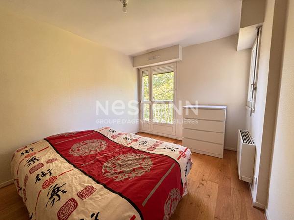 Appartement rénové, centre-ville de La Flèche, résidence recherchée avec ascenseur