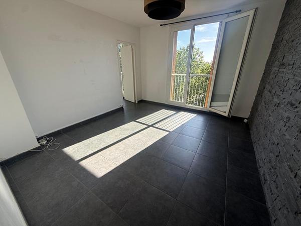 Appartement T3 Salon De Provence 3 pièces 57.74 m2