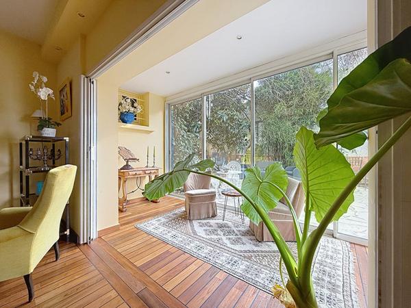 FONTLOZIER Maison atypique et charmante de 273 m² dont espace pro ou appartement indépendant