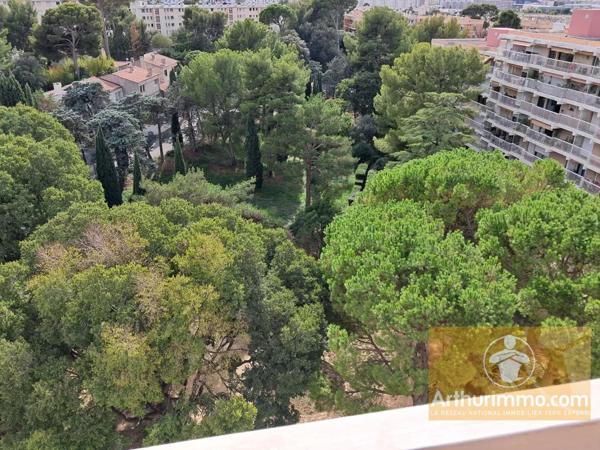 Location Appartement 4 pièces 87 m2 à Marseille 10