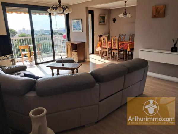 Location Appartement 4 pièces 87 m2 à Marseille 10