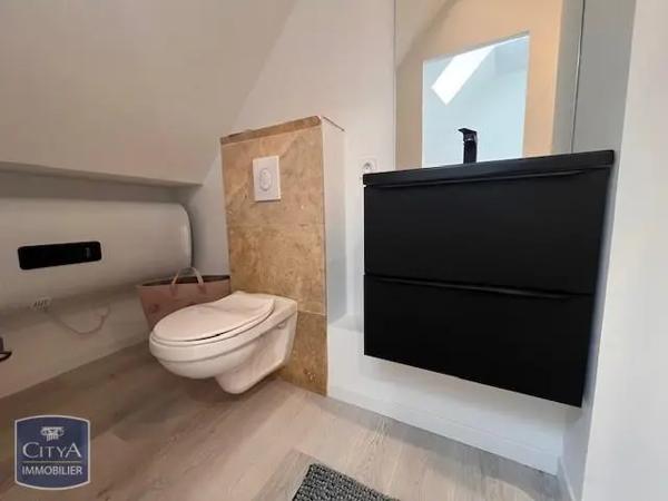Appartement à louer 2 pièces 14m² Sainte-Marie-la-Blanche (21200)