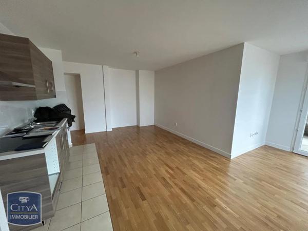 Appartement à louer 3 pièces 58.95m² Nanterre (92000)