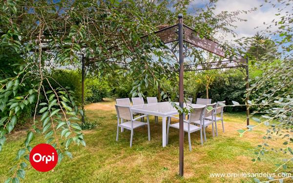 Maison à vendre    7 pièces • 135 m2 Charleval