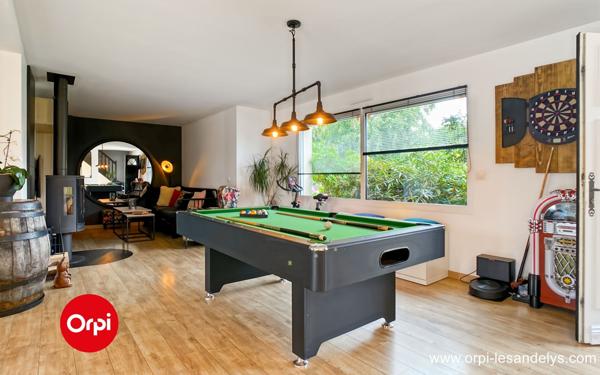 Maison à vendre    7 pièces • 135 m2 Charleval