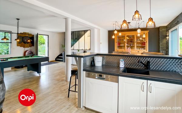 Maison à vendre    7 pièces • 135 m2 Charleval