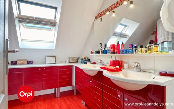 Maison à vendre    7 pièces • 135 m2 Charleval