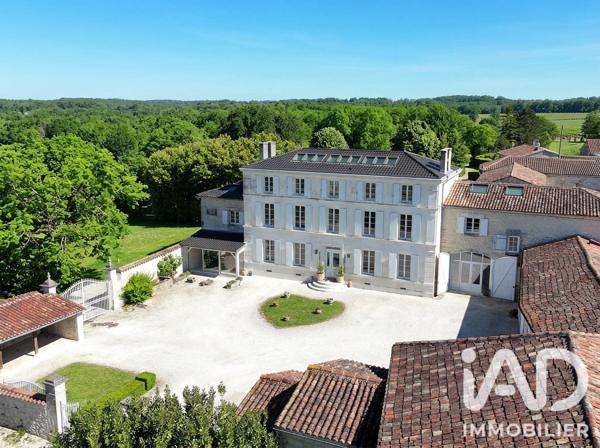 Maison à vendre 23 pièces 940 m² Mareuil