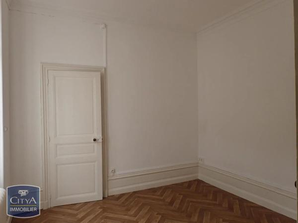 Appartement à louer 4 pièces 95.82m²