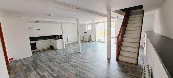 Dpt Charente Maritime (17), à vendre MATHA centre ville maison P4