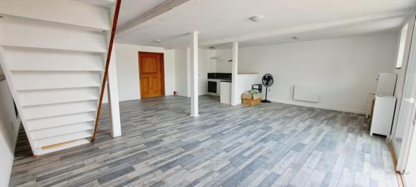 Dpt Charente Maritime (17), à vendre MATHA centre ville maison P4