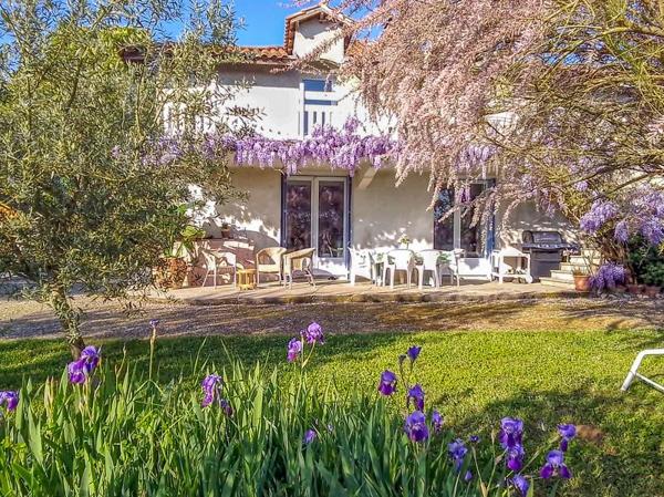 Maison à vendre |  Damazan |  11 pièces | 261 m²