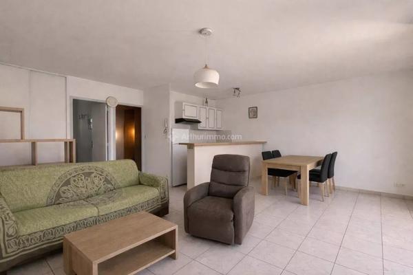 Vente                                                      Villa
                        
                     2 pièces                      45 m2                     à Albi