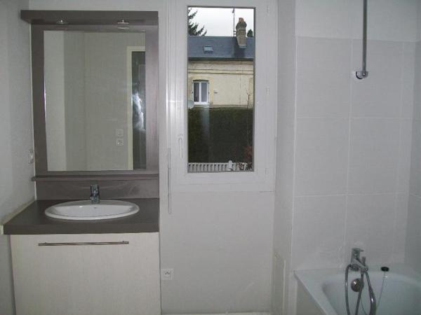 Appartement à louer 3 pièces 70.08m²