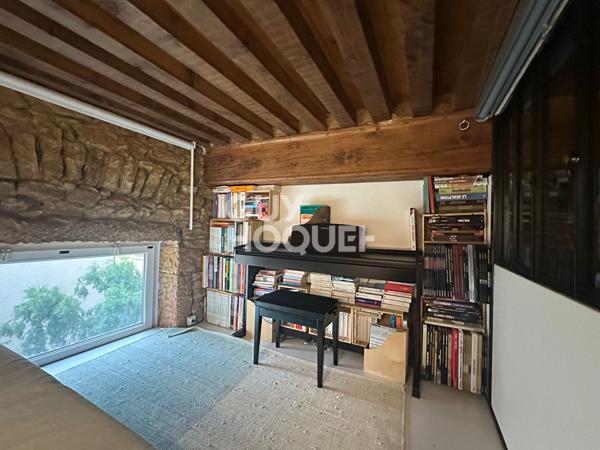 Proche Mairie - Appartement canut - 2 chambres - 1 bureau
