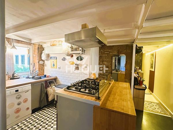 Proche Mairie - Appartement canut - 2 chambres - 1 bureau