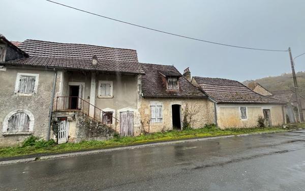Maison à vendre    4 pièces •  Saint-Pierre-de-Chignac