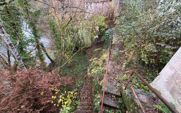 Maison à vendre    4 pièces •  Saint-Pierre-de-Chignac