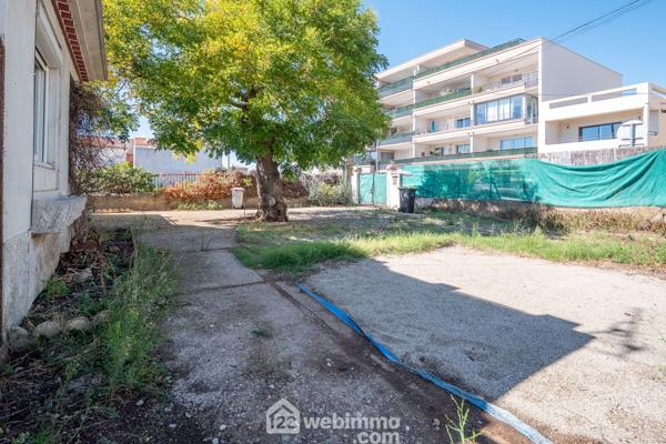 Terrain à bâtir 446 m² à Agde 34300
