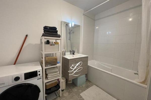 Location - Appartement 3 pièces 60 m 2 TOURS (37100)