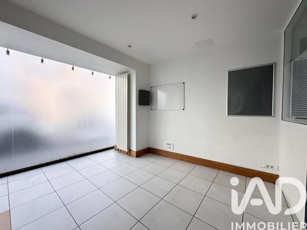 Immeuble à vendre 234 m² Trappes