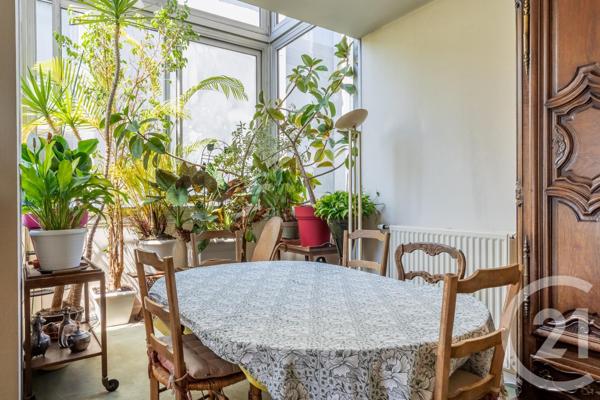 Appartement F4 à vendre  4 pièces - 86,73 m 2   PARIS  - 75012