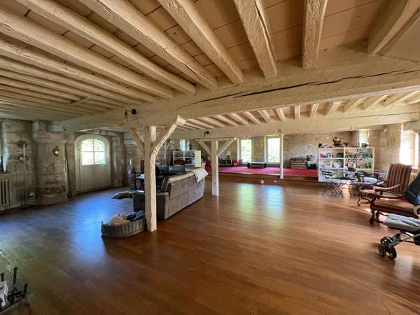 Maison Labbeville 10 pièce(s) 474 m2