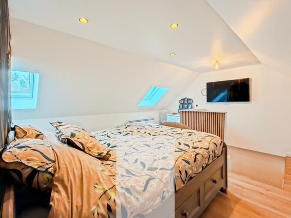 Émerainville (77184) 77184 - EMERAINVILLE - MAISON 7 PIÈCES - 115m² - ENTIÈREMENT RÉNOVÉE - 5 CHAMBRES