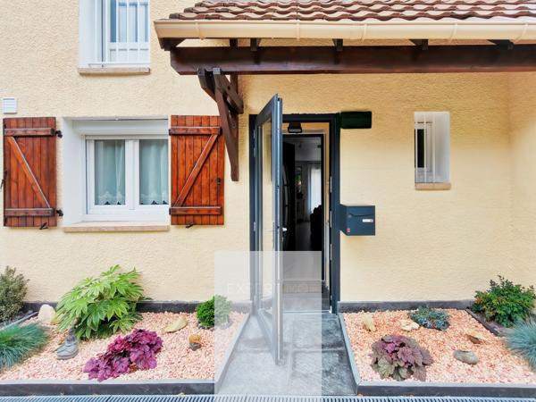 Émerainville (77184) 77184 - EMERAINVILLE - MAISON 7 PIÈCES - 115m² - ENTIÈREMENT RÉNOVÉE - 5 CHAMBRES